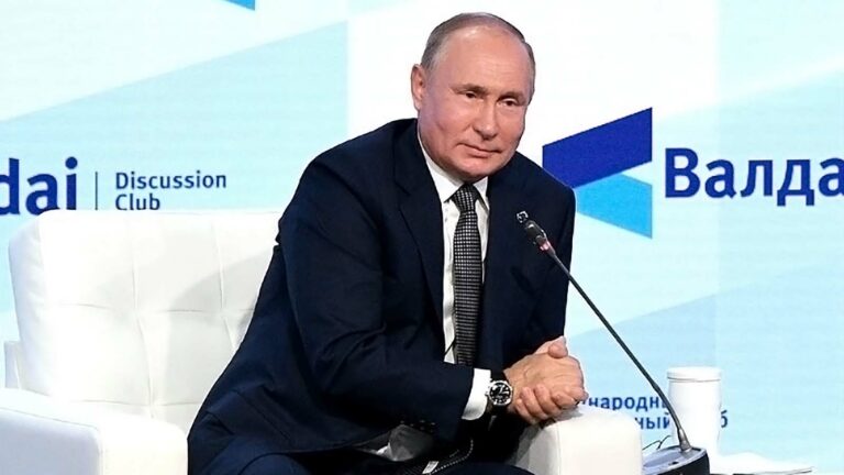 Putin — “A Modern Philosopher on the Throne”